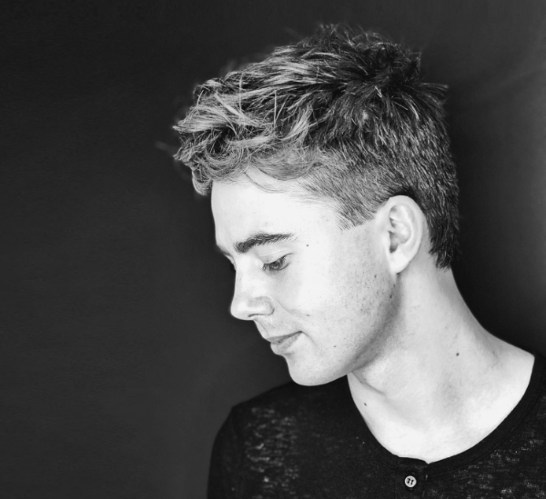 classic men's haircut